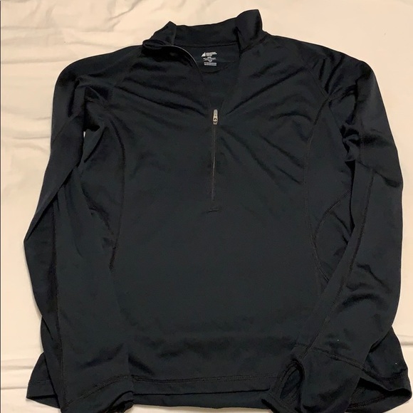 MEC sports wear top - Picture 2 of 4